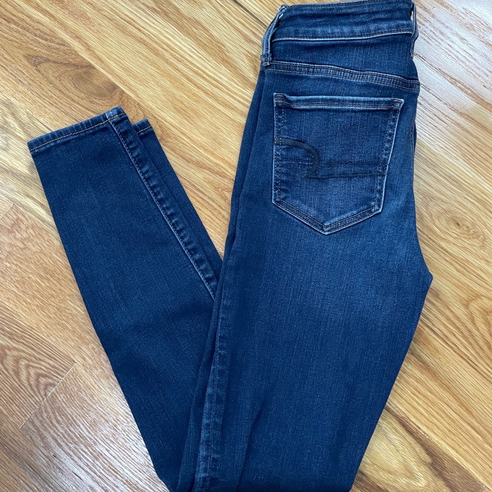 American Eagle dark wash jeggings